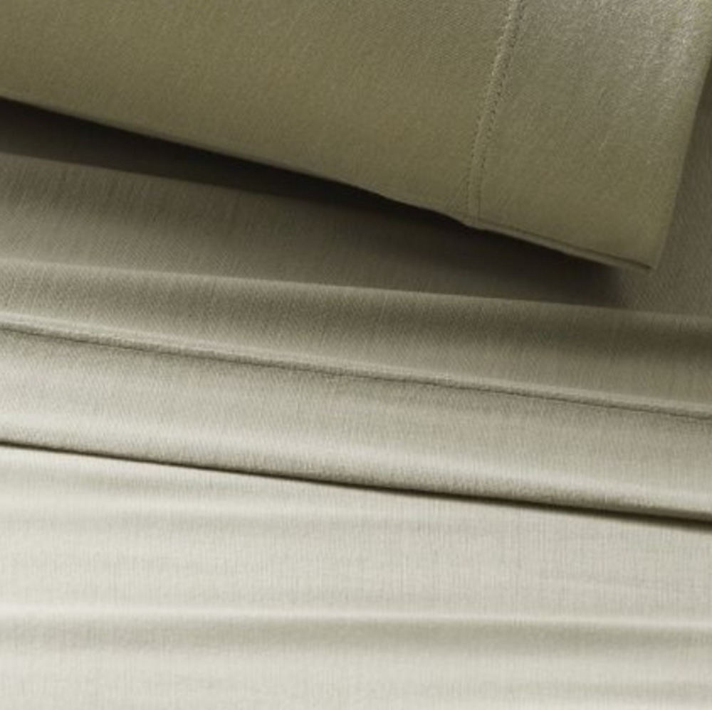 West Elm Silky TENCEL™ Modal Sheet Set, Size King, Color Frost, Retail $179.00US - Picture 16 of 16
